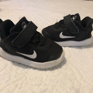 Toddler Nike shoes